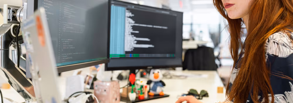 ScrewFast products in floating boxes